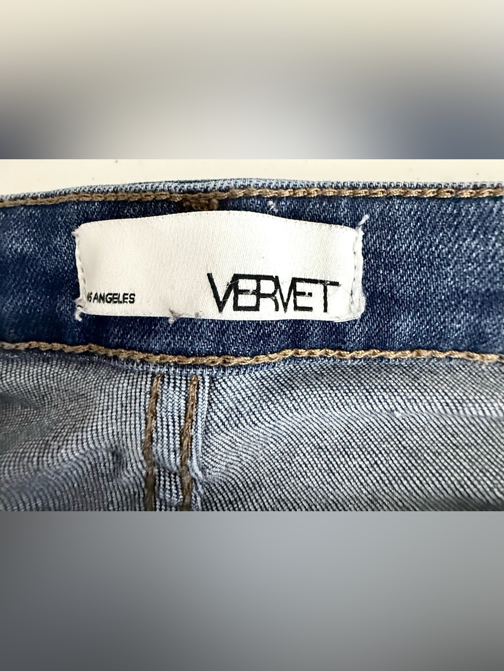Vervet High Rise Flare Jeans With Side Slit Hems And Frayed Hem Size 32 - Picture 9 of 12